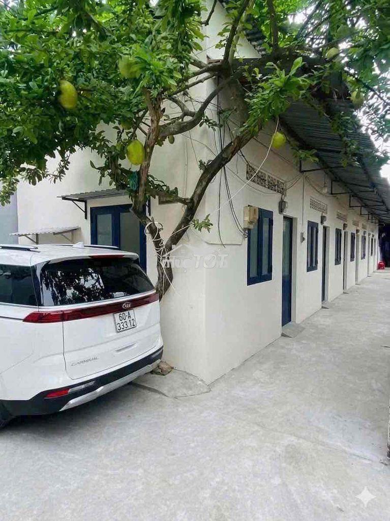 Chủ bán chỉ  2 tỷ 550 + nhà + 10 phòng trọ đang cho thuê
