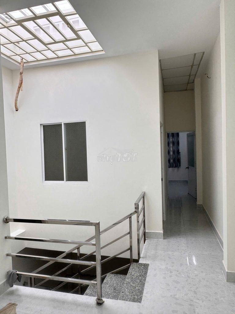 Cho thuê nhà chính chủ q11 - gần cv đầm sen - 3