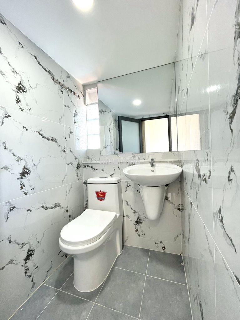 Phòng mới xây cửa sổ thoáng gần hàng xanh, bùi đình túy - 2