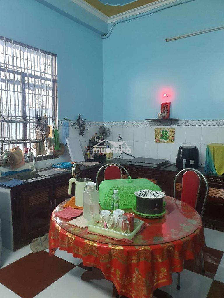 Bán nhà 56 đs1, kdc 586 trần hưng đạo, p2, tp.st. dt 100m2.   - 3