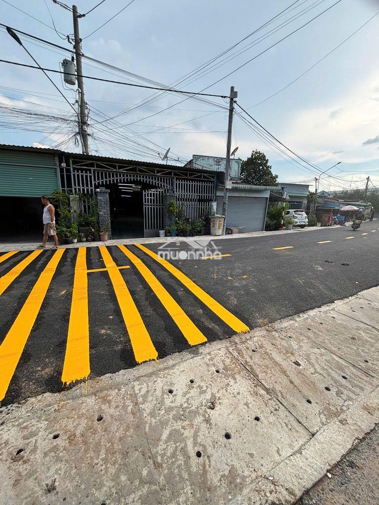 Bán nhà mặt phố cách metro thành phố mới 4km - diện tích 7x15=315m2 - 2