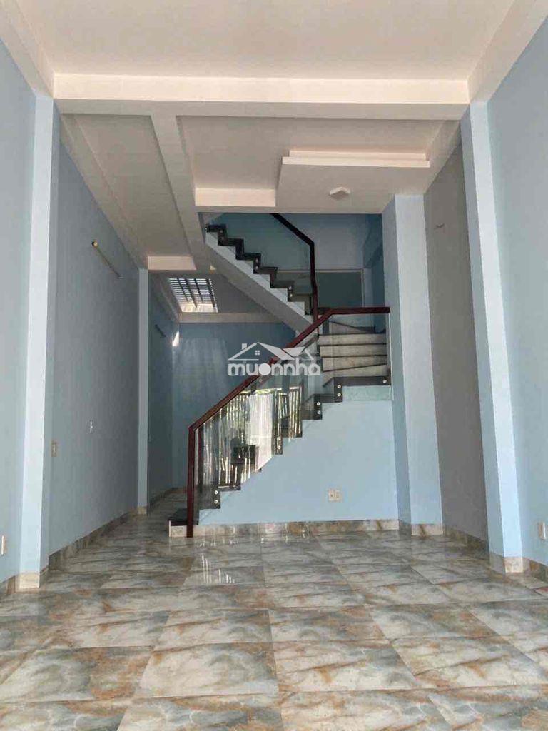 Cho thuê nhà gần vinhomes q9 giá 8,5tr/ tháng