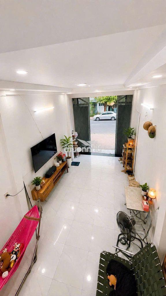 Bán nhà hẻm ô tô nguyễn đình chiểu, quận 3, 43 m2 vuông vức, 9.4 tỷ