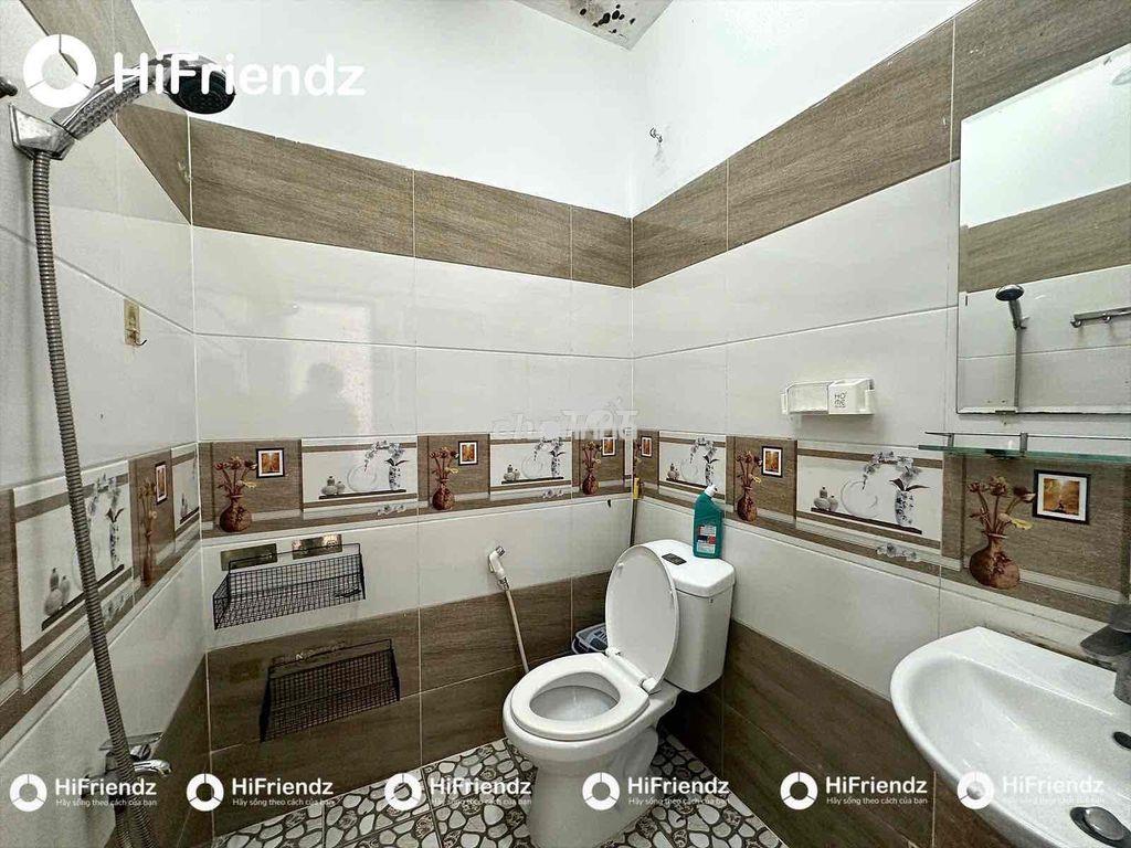 Phòng ban công đối diện eon tân phú  cách đh công thương 1km - 3