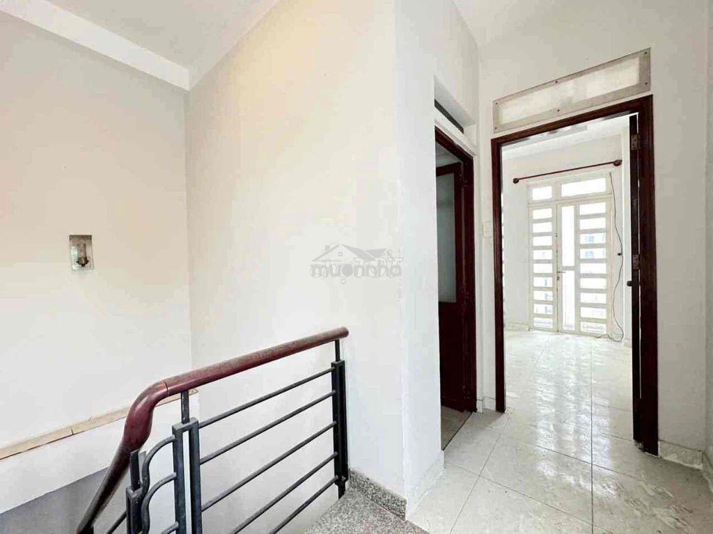 Nhà đẹp 3 tầng (hương lộ 2 lê văn quới) : 44m2 • 4m x 11m - 4