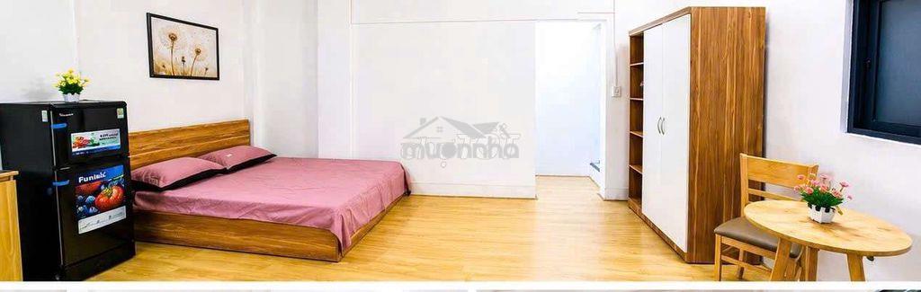 Studio ban công gần cv tao đàn siêu rông 50m2 phòng như hình 100% - 4