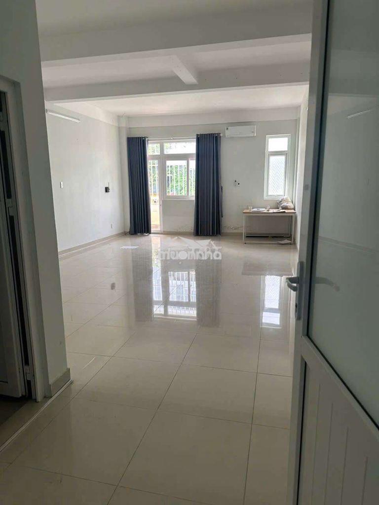 Cho thuê nhà phố unitown 4 phòng ngủ - 2