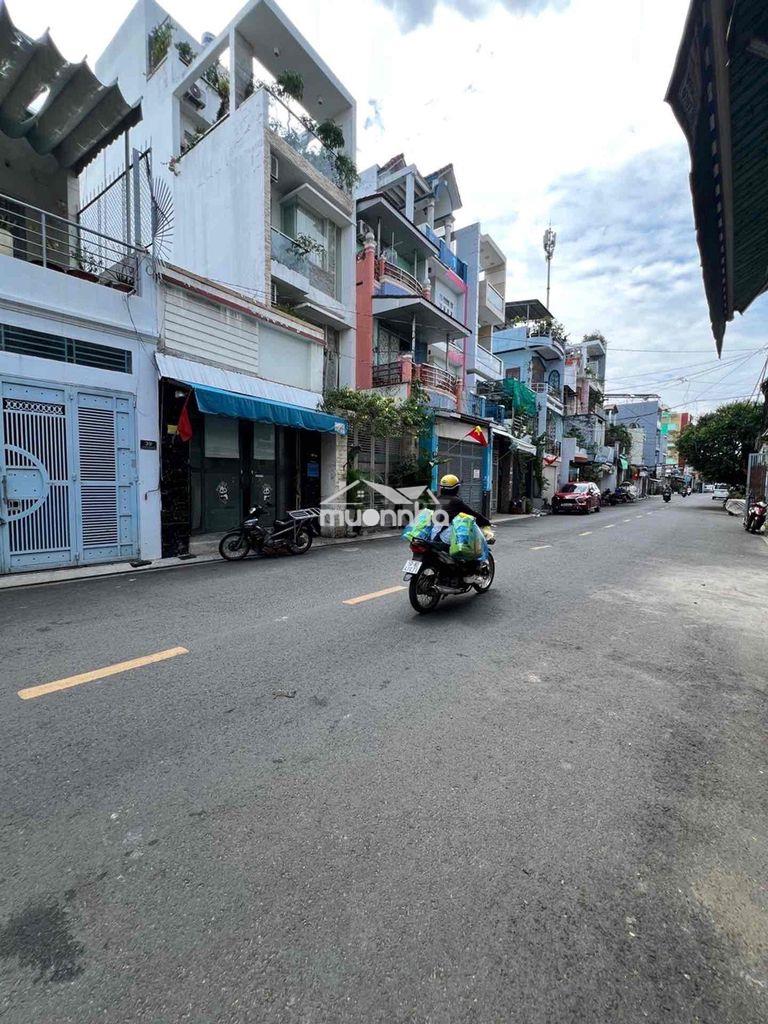 Bán nhà : ngay lê văn quới, ngã tư 4 xã - 4.5 x 22 m (nở hậu 5.5m) -