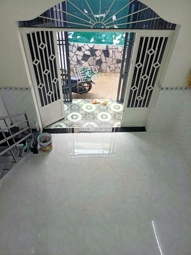 Nhà cũ trệt lửng xã tân hiệp hm dt 4x10 shr hoàn công đủ giá 1 tỷ 3 - 2