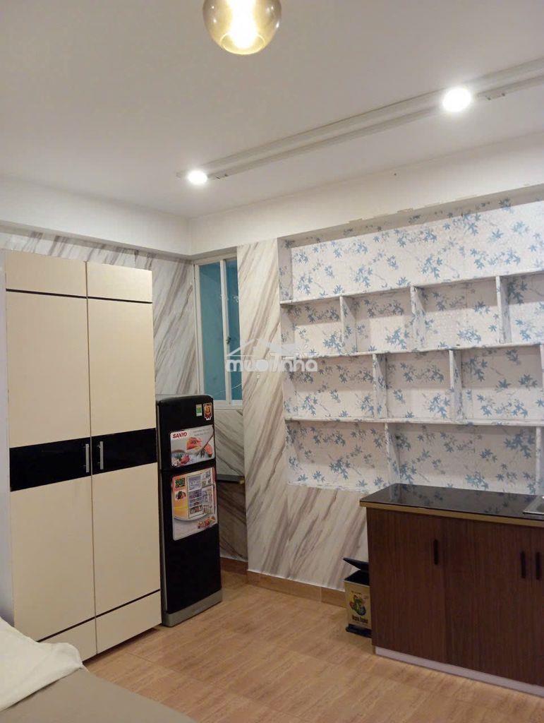Căn hộ full nội thất 