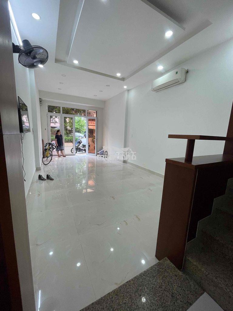 Hẻm vip công viên diệp minh châu. 4x20m trệt 2 lầu 4pn,3wc.