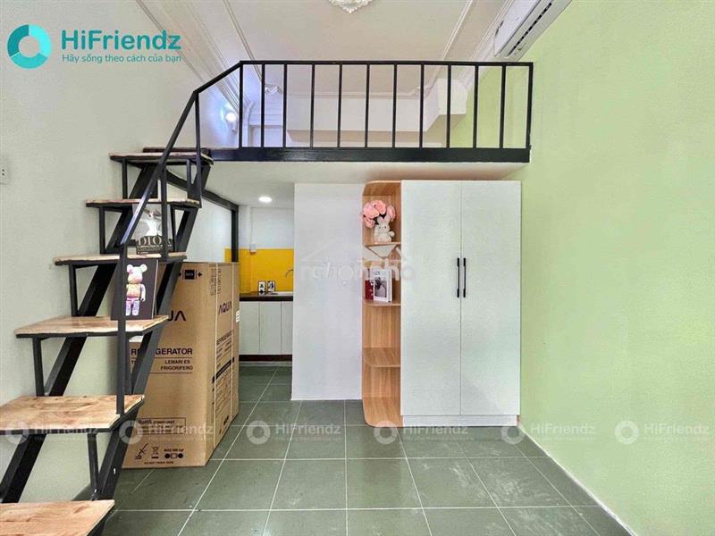 Phòng trọ duplex cửa sổ trời sẵn nội thất giá rẻ quận 5