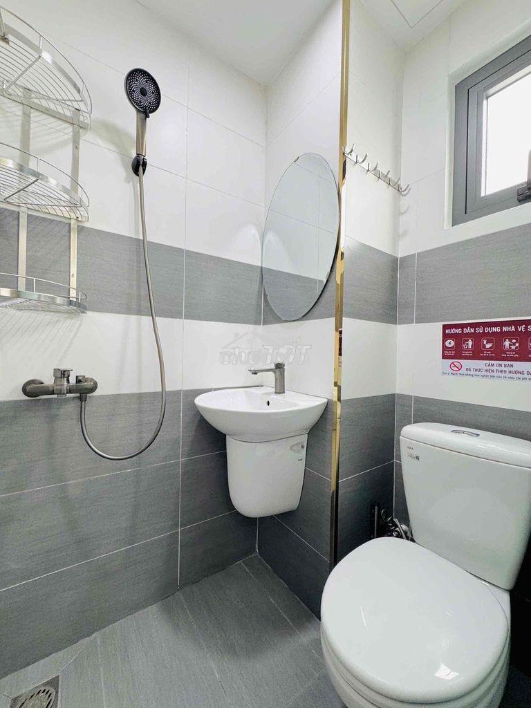 Khai trương studio máy giặt riêng ngay cầu bình lợi đh văn lang - 4