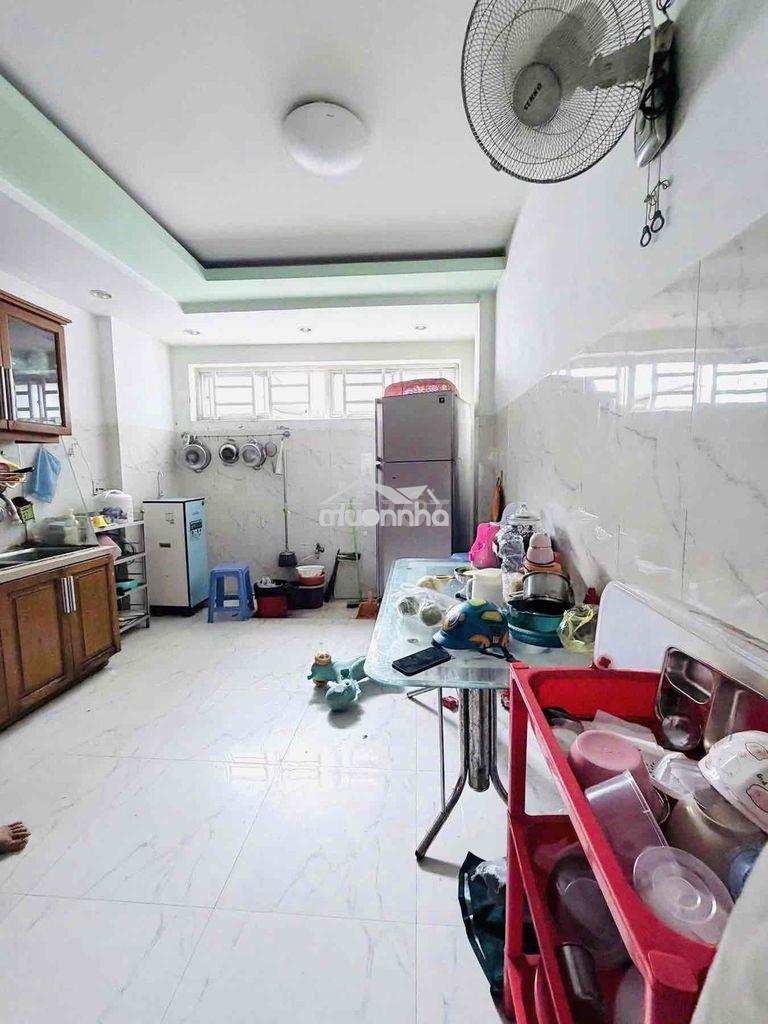 🛑Nhà 3 tầng, gần mặt tiền phạm thế hiển p4 (3.6x15m) - 3
