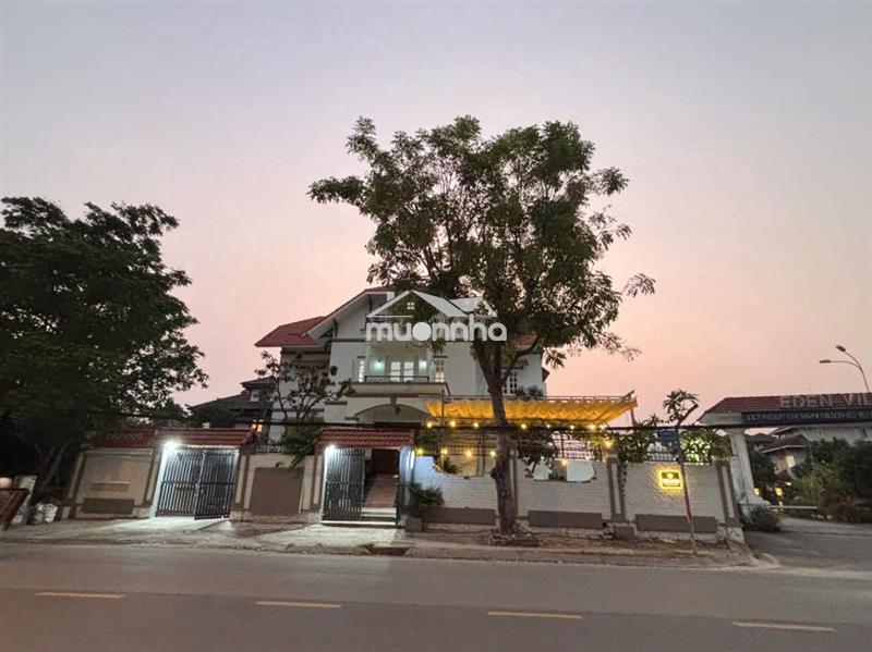 Cho thuê biệt thự mt nguyễn văn hưởng thảo điền, 20x25m, 5pn, hồ bơi