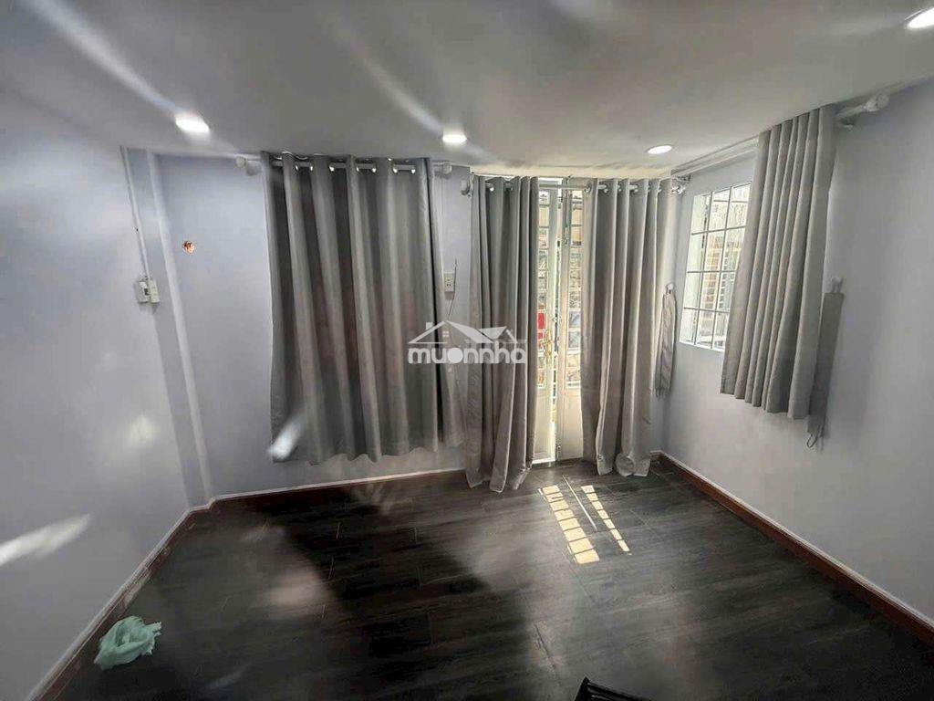 ❤️ Chủ hạ giá còn 3tỷ050 ❤️
🏠🏠 bán nhà hẻm trần hưng đạo  - 3