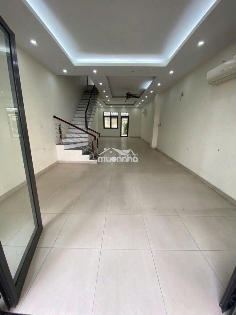 Cho thuê shophouse 5 tầng xuân la diện tích 102m2- giá 45tr/ tháng - 2
