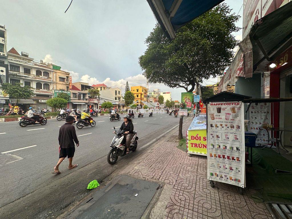 Cho thuê phòng có ban công tại tô ký, đông hưng thuận, q12 - 4