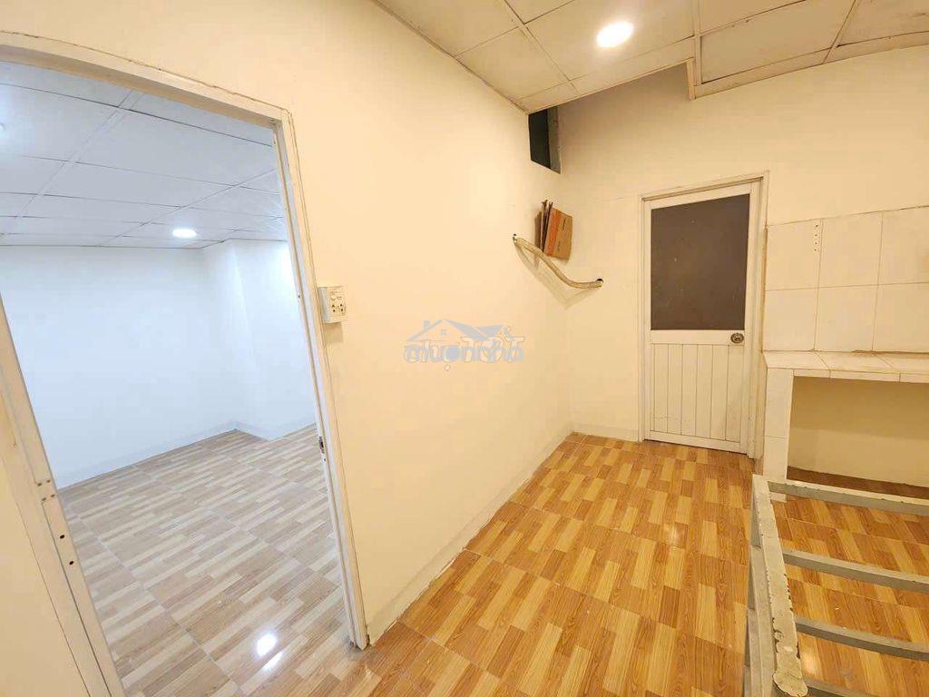 Cho thuê nhà nguyên căn 2 phòng ngủ 100m² ở và kinh doanh gần mặt tiền - 4