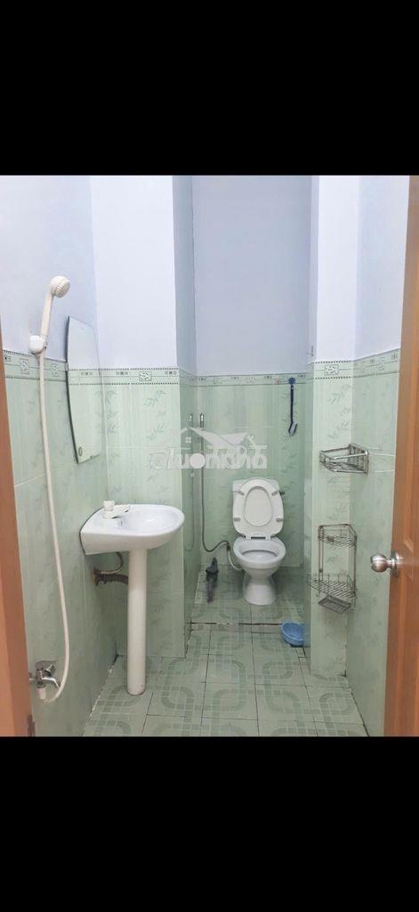 Phòng trọ rộng đẹp dương bá trạc, tollet, lối đi riêng, có ban công. - 4