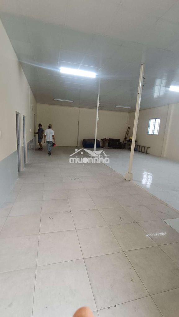 Kho thuê 240 m nền gạch men đường võ văn vân vĩnh lộc b bình chánh - 4