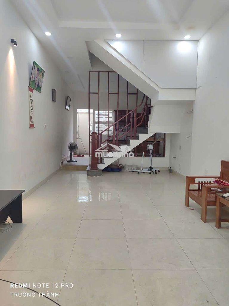Cho thuê nhà 2tầng full nt hẻm oto đs 11 trường thọ. - 2