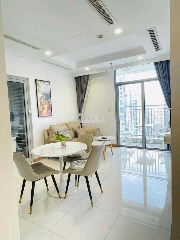 Mình cần cho thuê căn hộ landmarrk 1 có 2pn