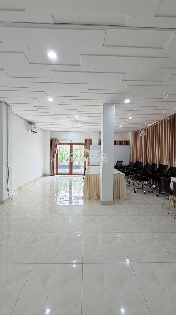 Giảm mạnh 300tr 🏡94m² x 4 tầng, mặt phố nguyễn trung trực