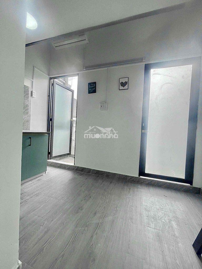 Gác ban công giá rẻ gần greenwich - học viện hàng không - 3