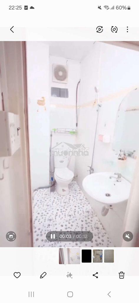 Quận 3 - tầng trệt full nội thất, wc riêng - 3.8tr - 2