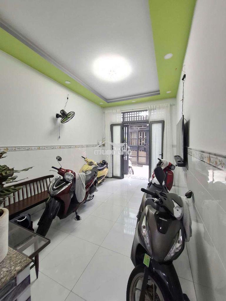 Bán nhà đẹp dt chuẩn 4pn 3wc lê thành phương quận 8 - 2