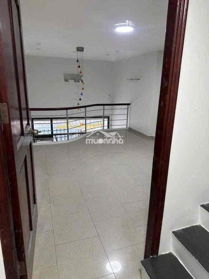 Cho thuê 3pn 2wc ngô gia tự q10 chỉ 11 triệu/tháng - 2