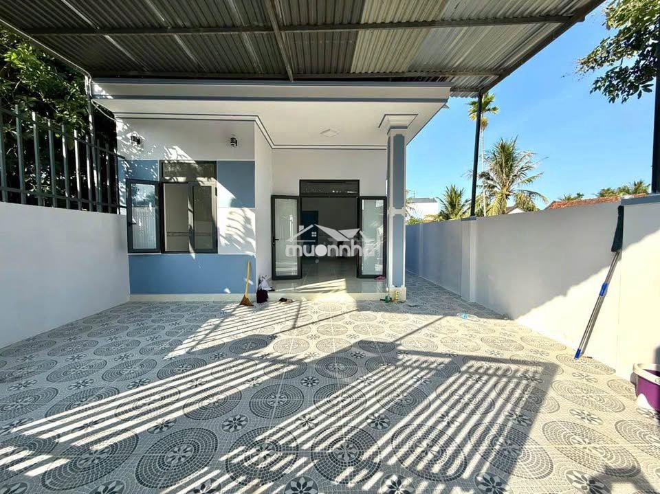 Bán căn nhà cấp 4 *dt: 132,8m2 shr ở ngay 1/ đ. hồ văn tắng  giá 999tr - 2