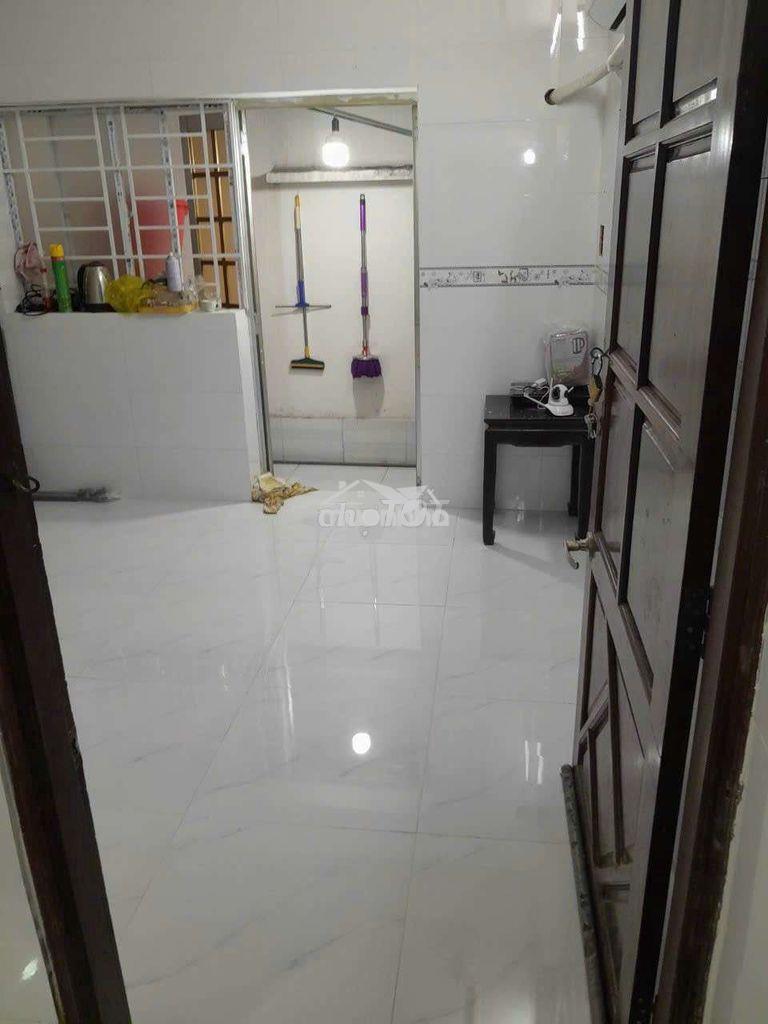 Phòng trọ cho thuê đường thành thái 16m2, sạch đẹp thoáng mát p14q10.