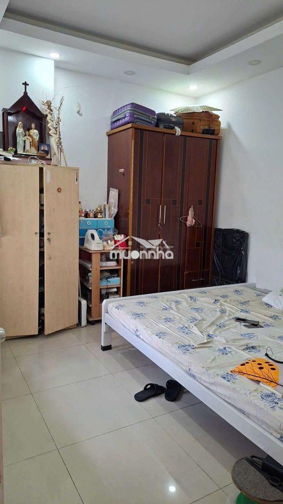 Cần bán gấp căn hộ chung cư quận 4 - 3