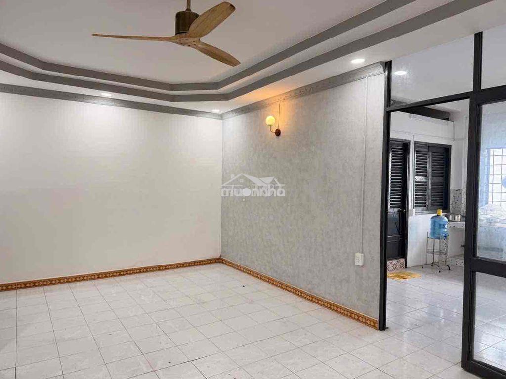 Quận 6 - chung cư ngay vòng xoay phú lâm - 63m2 2pn - 3