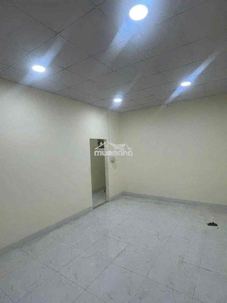 Cho thuê nhà đẹp sạch sẽ , gần kdl bửu long, p.trấn biên - giá: 6tr - 4