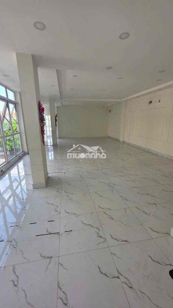 Cho thuê vp đường 23  lầu 3 có thang máy 7m x 20m - 3