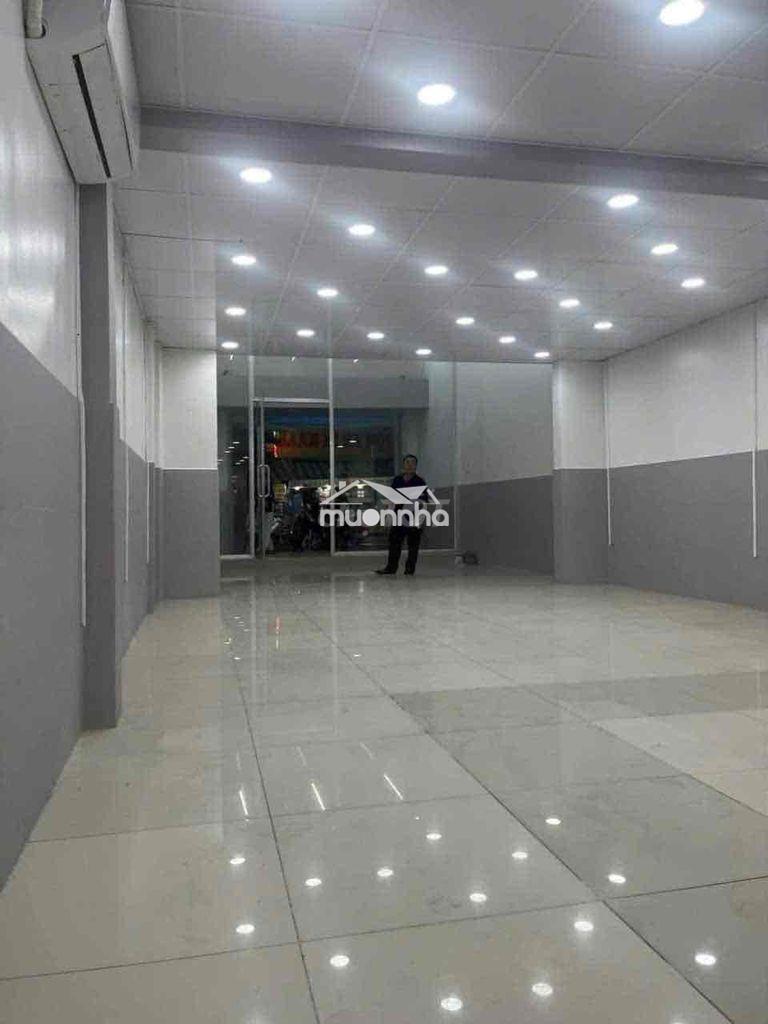 Nhà 1 trệt 1 lầu 4,2x22m mặt tiền kinh doanh đường lê văn lương