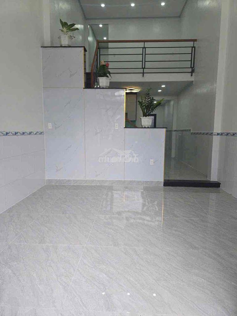 Cho thuê nhà bà điểm 5 – gần nguyễn ảnh thủ