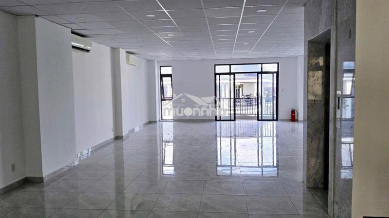 Shophouse nguyễn thị nhung hơn 600m² vạn phúc, thiết kế văn phòng