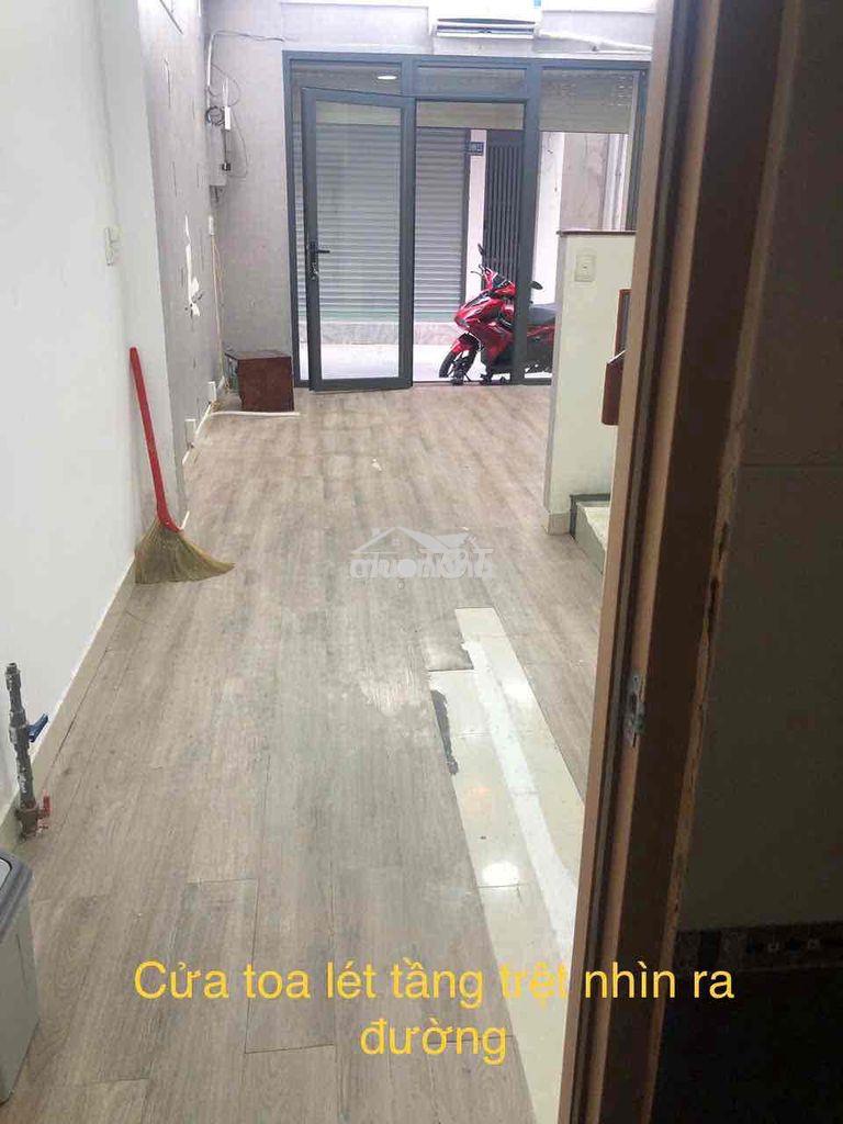 Cho thuê nhà 109/18 trần khắc chân quận 1 - 3