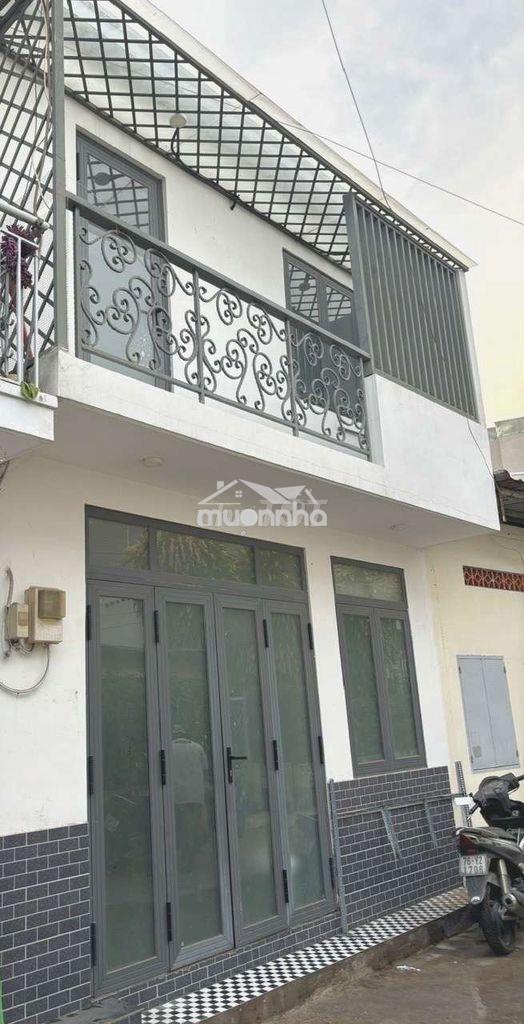 Nhà trệt lầu dt sàn 50m2 hẻm xe hơi shr gần hoàng diệu 2