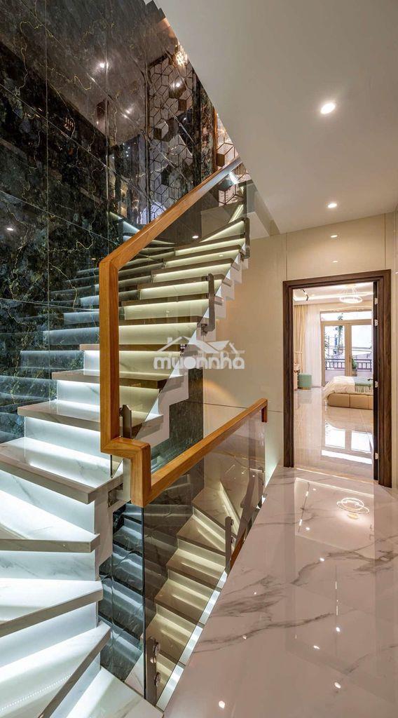 Bán nhà 7 tầng thang máy, nội thất cao cấp, điện năng lượng mặt trời - 4