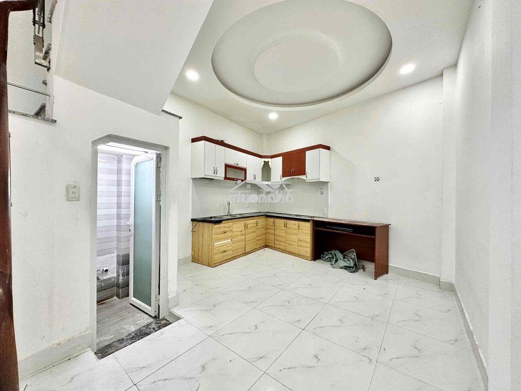 Nhà nguyên căn ngay chợ phạm văn hai 4 phòng ngủ 3wc - 3