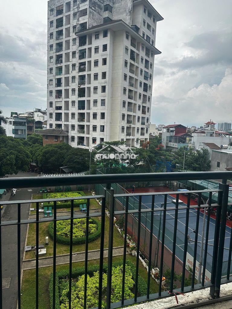 Căn hộ 312 lạc long quân cho thuê 2 phòng lầu 8 giá 8.5 triệu - 3