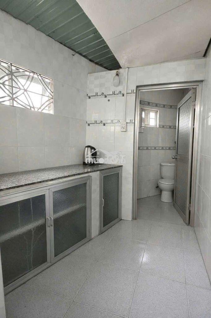 Chỉ 1.5tỷ có nhà 3 tầng phước long b q9 có dòng tiền 50tr/năm  - 4