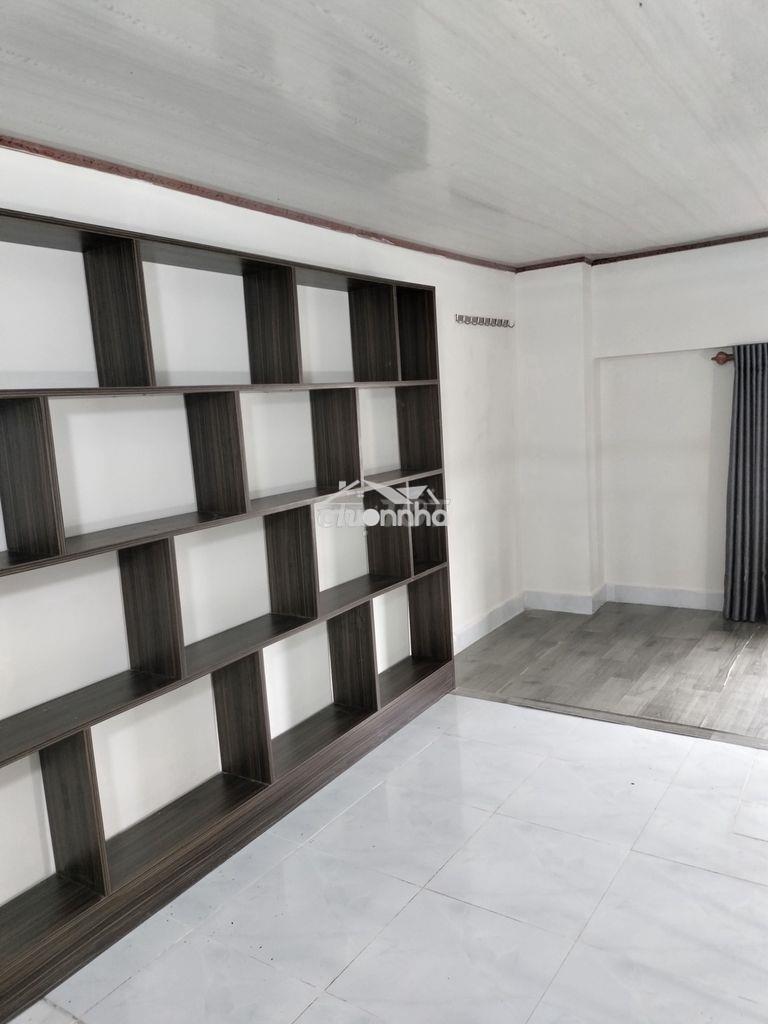Siêu phẩm phòng vip ban công rộng - giờ giấc tự do
