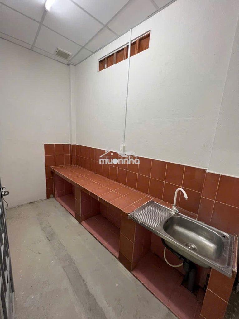 Khu bàu cát - hẻm xe hơi vuông không lỗi - giá cực tốt chỉ 5.85 tỷ - 3