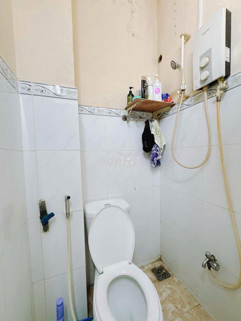 Bán nhà hẻm 3m đoàn văn bơ, p. 16, q.4, 4.5 tỷ - 3